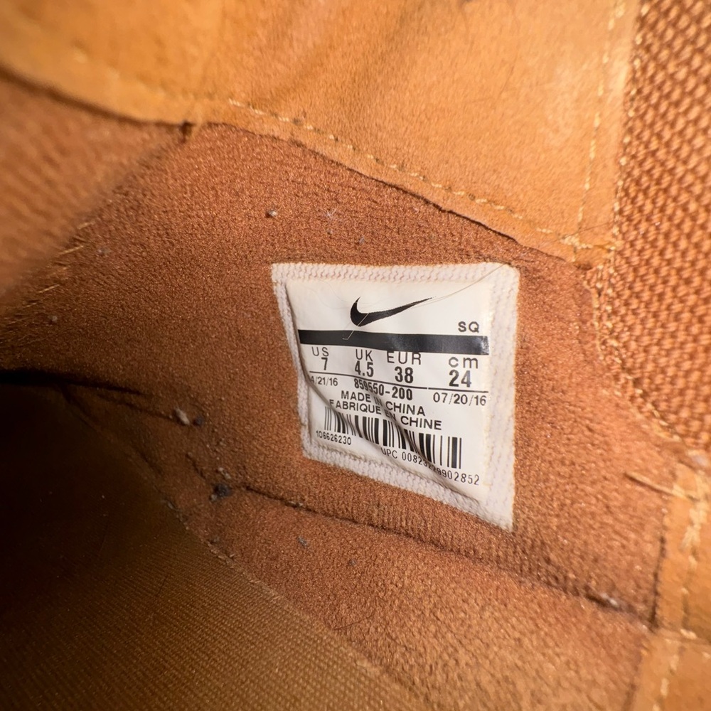 Nike Women's Air Max Thea Leather Slip On Sneakers Tan - Picture 8 of 8